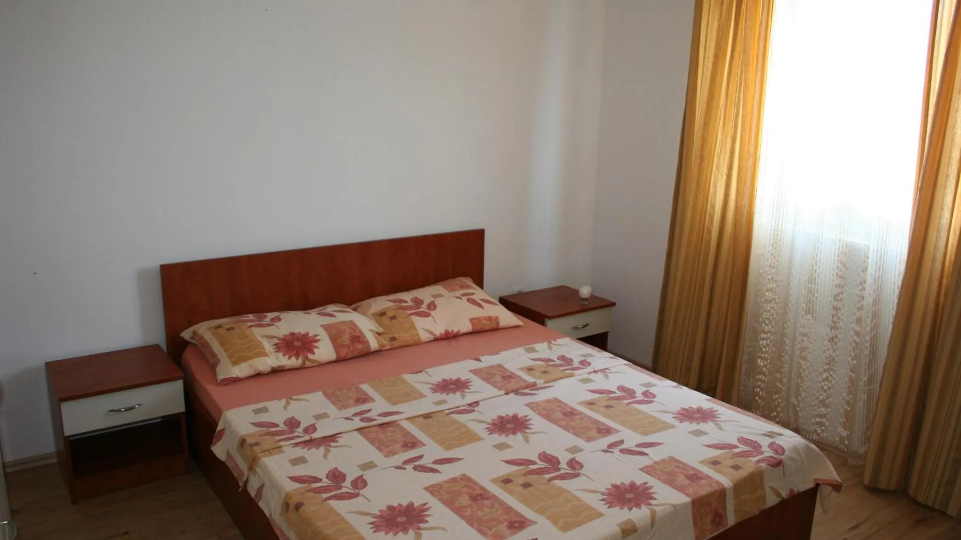 Homestay Apartmani Sara Vlasici Croatia